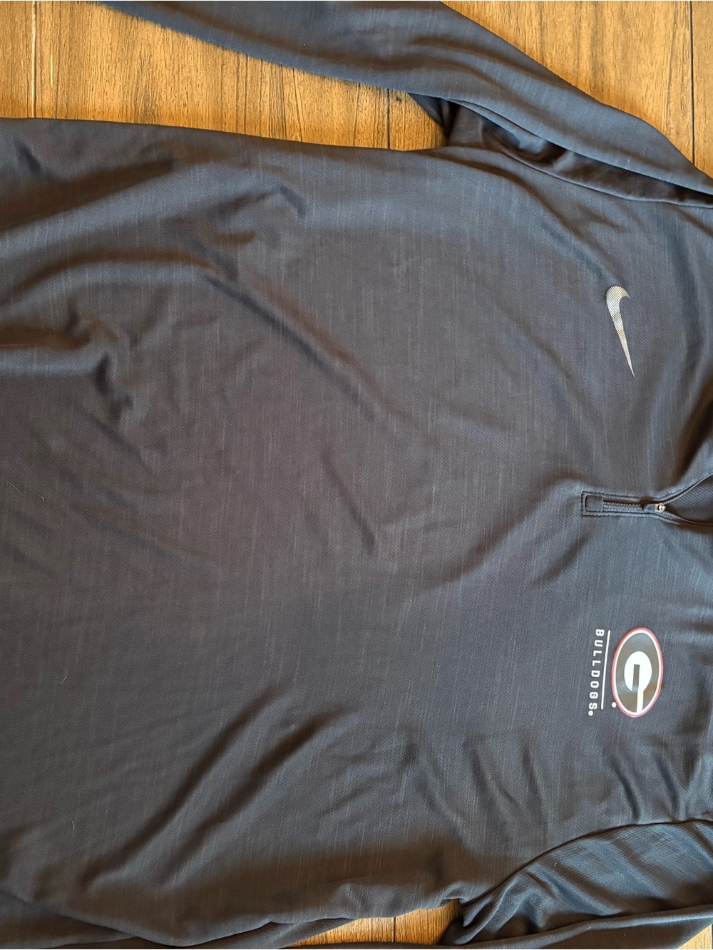 Nike Black Georgia Bulldogs Logo Pullover with Red Accent